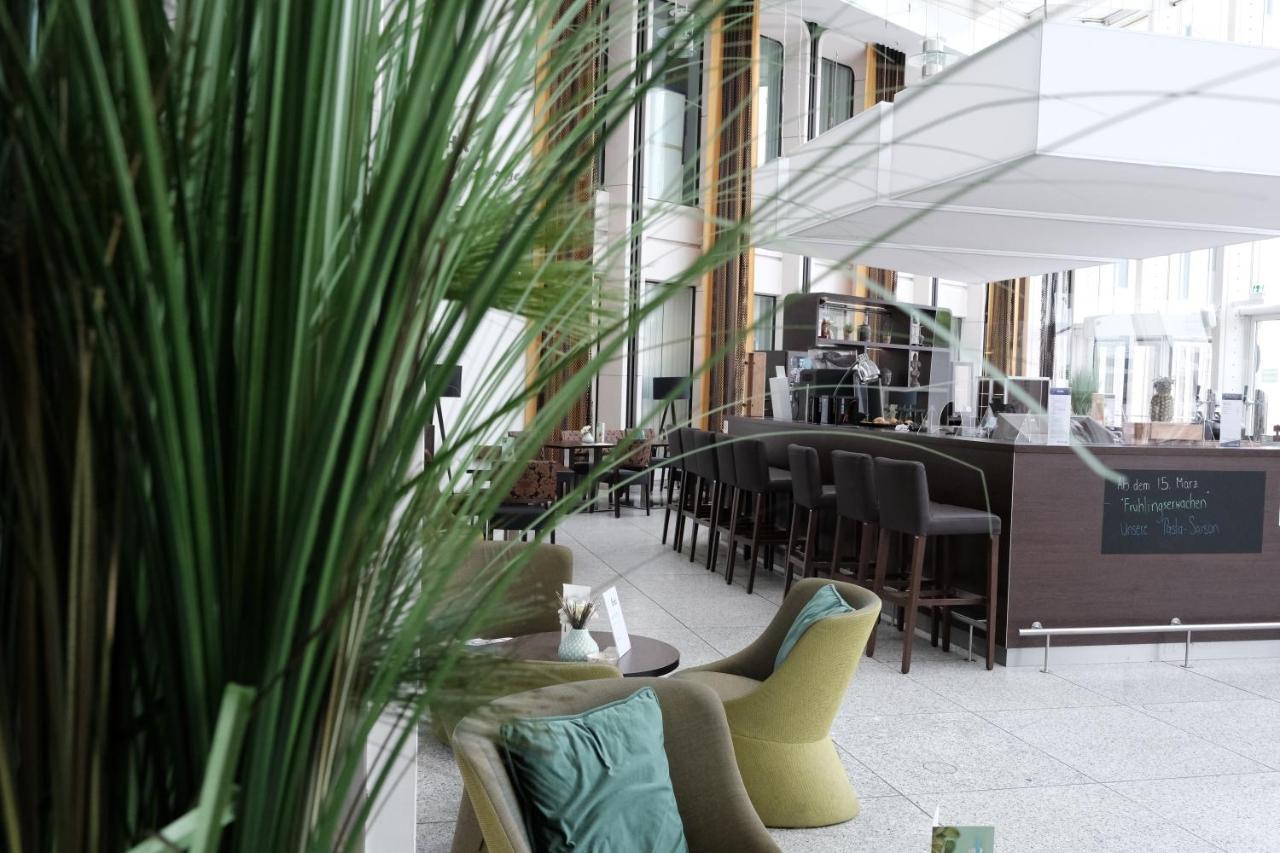 Webers - Das Hotel Im Ruhrturm Essen Extérieur photo
