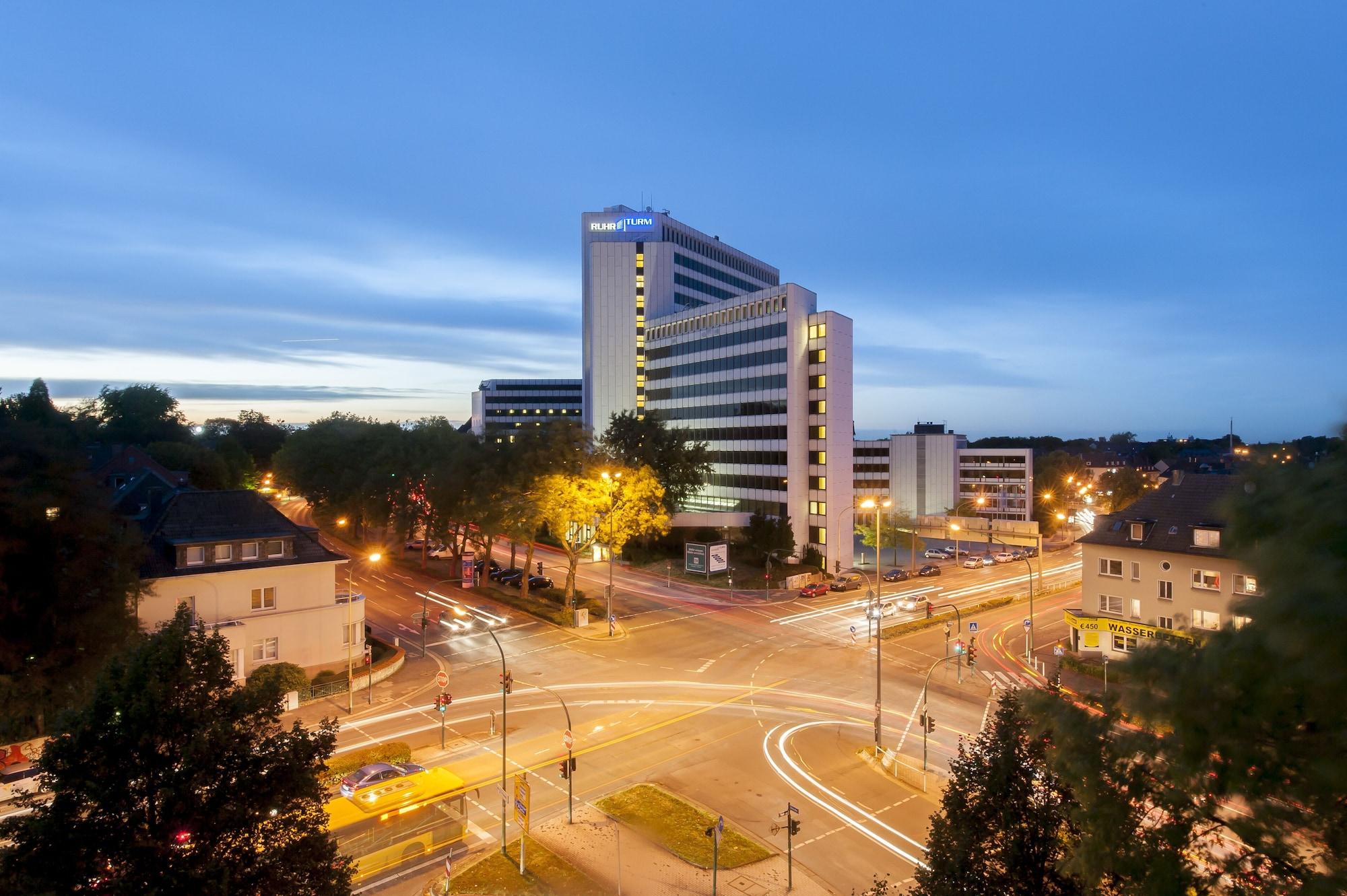 Webers - Das Hotel Im Ruhrturm Essen Extérieur photo