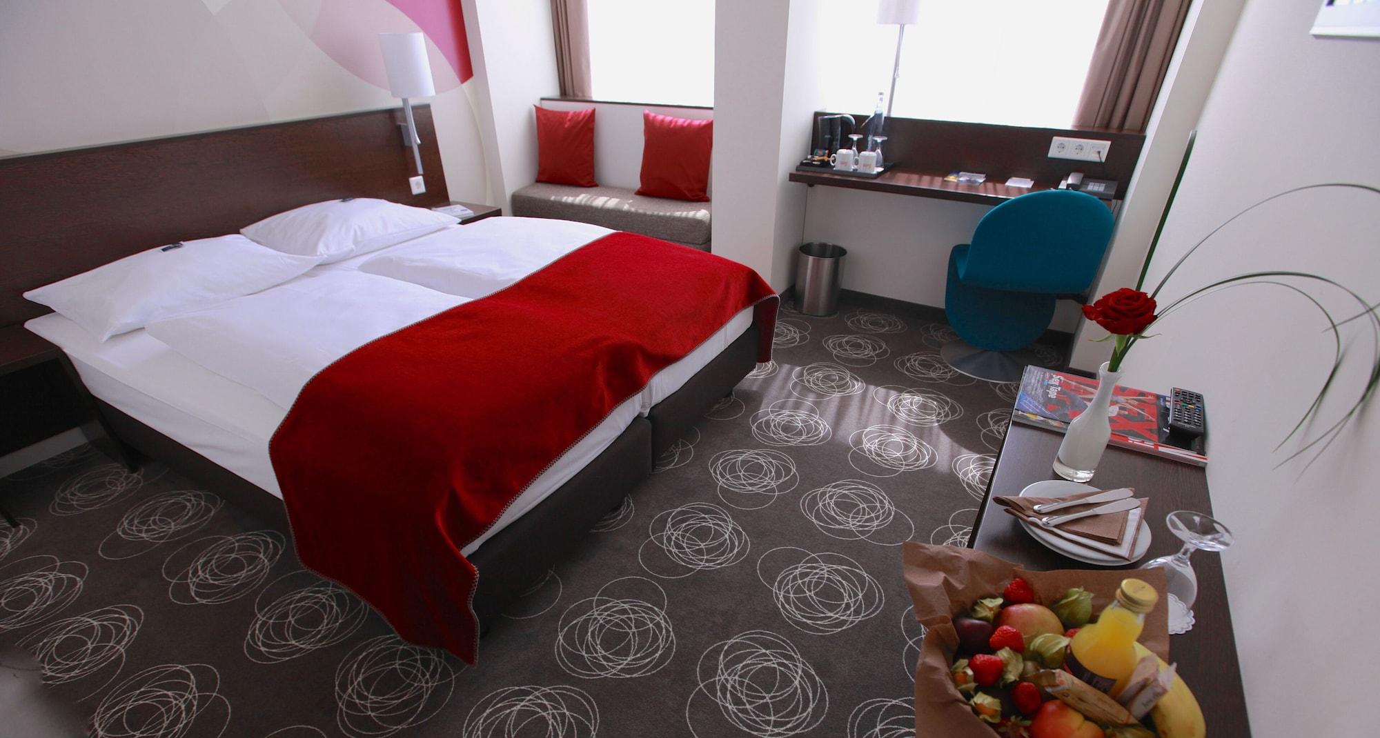 Webers - Das Hotel Im Ruhrturm Essen Extérieur photo