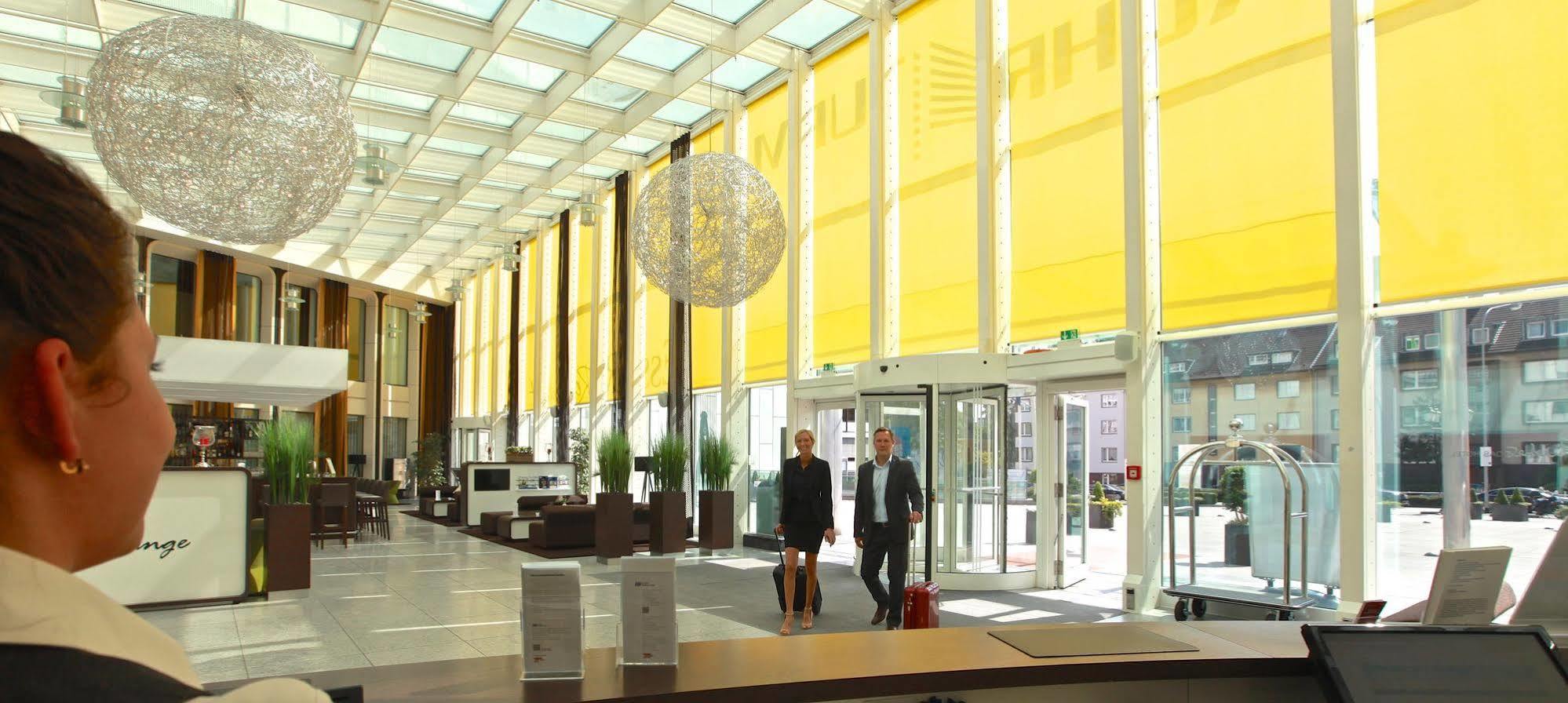Webers - Das Hotel Im Ruhrturm Essen Extérieur photo